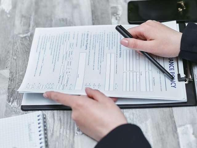 Financiële Veiligheid bij Sociale Bijeenkomsten: Hoe een Aansprakelijkheidsverzekering Beschermt